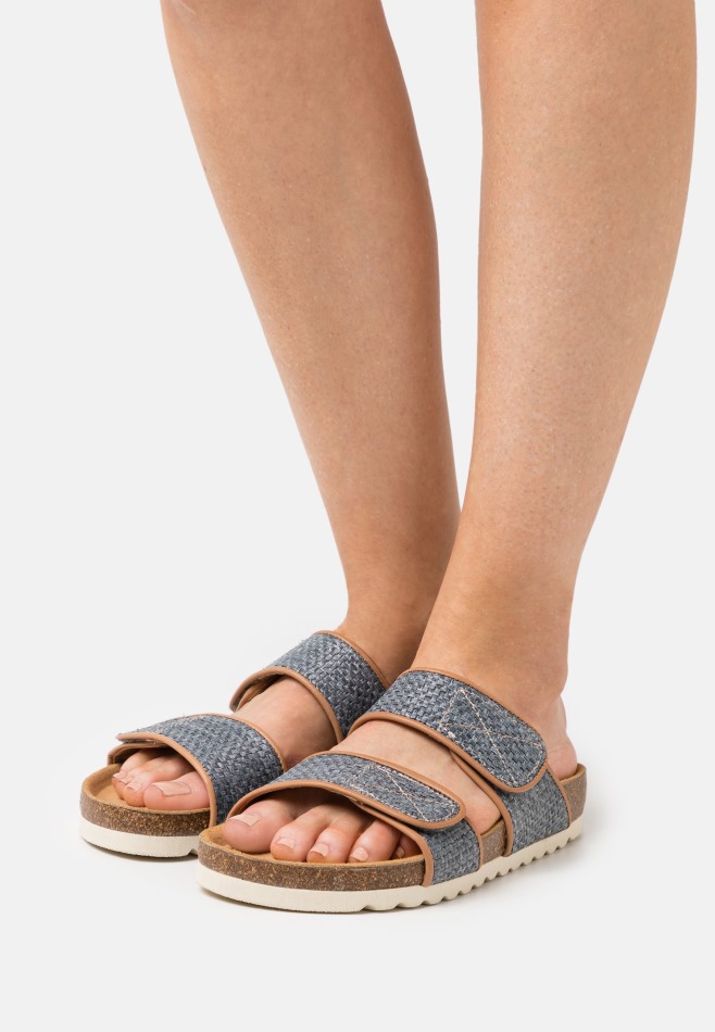 Gabor Noir | Mules Exclusives